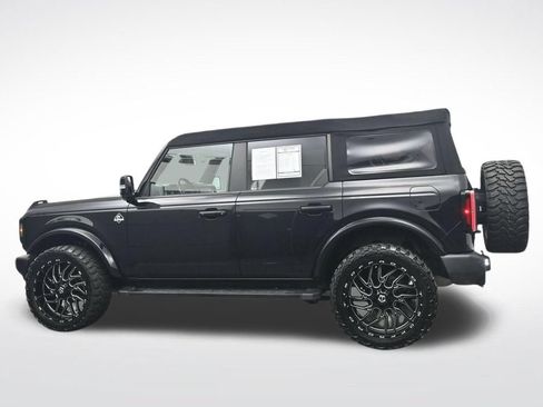 Used 2024 Ford Bronco Outer Banks AWD/4WD image 10