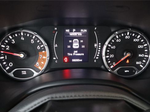 Used 2021 Jeep Renegade Sport image 19