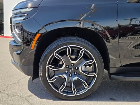 Certified 2026 Chevrolet Suburban RST w/ Advanced Technology Package AWD/4WD image 9
