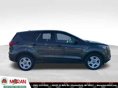 Used 2019 Ford Escape S image 6