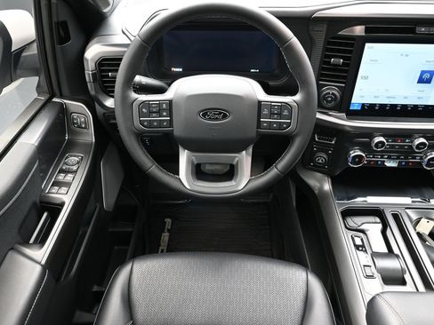 Used 2025 Ford F150 Lariat w/ Equipment Group 502A High AWD/4WD image 26