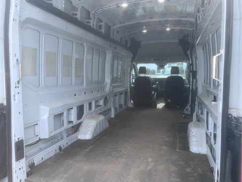 Used 2020 Ford Transit 250 148 High Roof Extended image 5