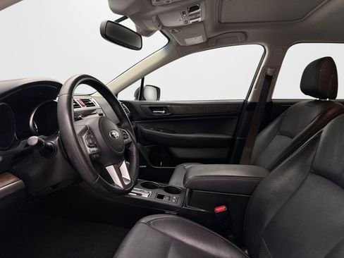 Used 2016 Subaru Outback 2.5i Limited AWD/4WD image 9