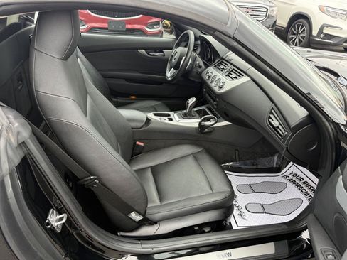 Used 2012 BMW Z4 sDrive35i RWD image 14