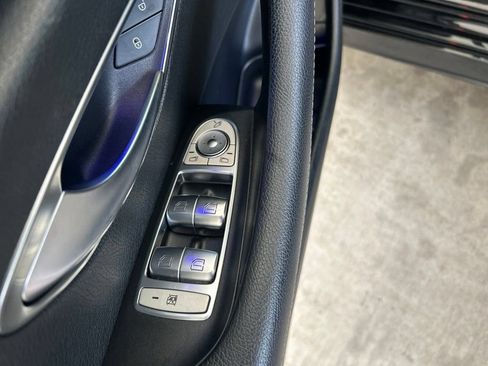 Used 2019 Mercedes-Benz E 300 image 38