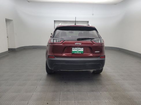 Used 2019 Jeep Cherokee Latitude w/ Popular Appearance Group FWD image 6