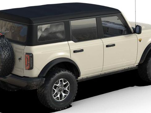 New 2025 Ford Bronco Badlands image 28