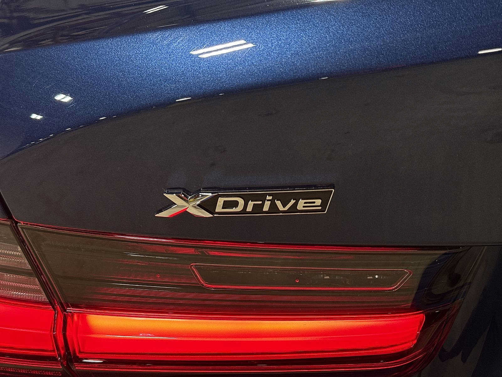 Used 2024 BMW 330i xDrive Sedan w/ Premium Package AWD/4WD image 27