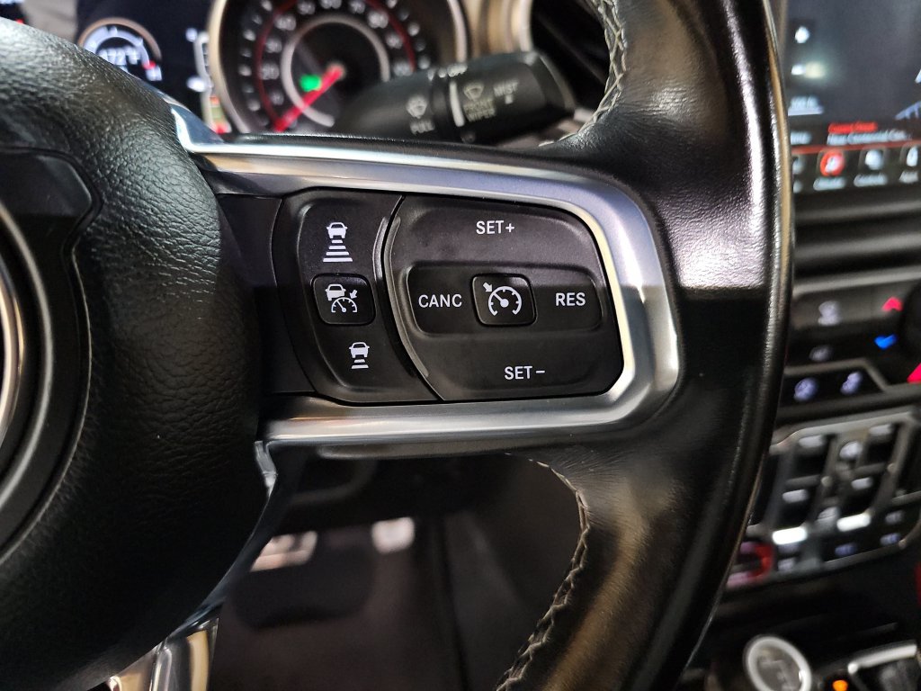 Used 2020 Jeep Gladiator Rubicon AWD/4WD image 12