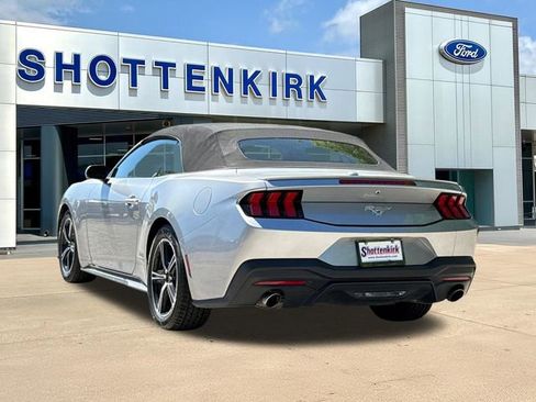 Used 2024 Ford Mustang Premium RWD image 8