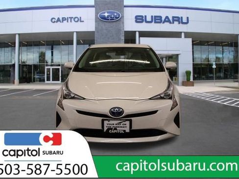 Used 2017 Toyota Prius Two w/ Carpet Mat Package image 7