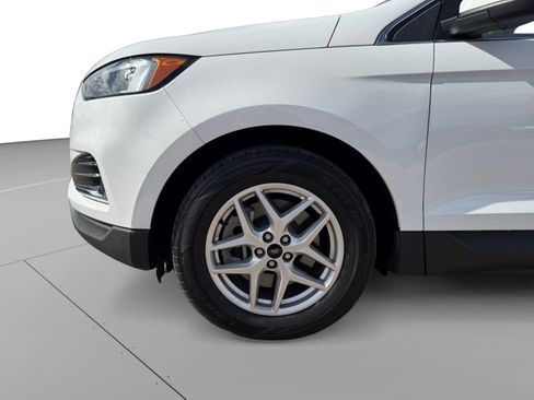 Used 2022 Ford Edge SEL AWD/4WD image 9