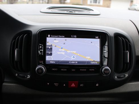 Used 2014 FIAT 500L Trekking w/ Popular Equipment Group image 26