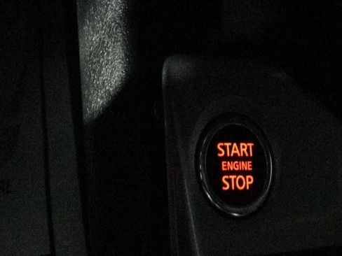 Used 2024 Nissan Altima 2.5 SV image 23