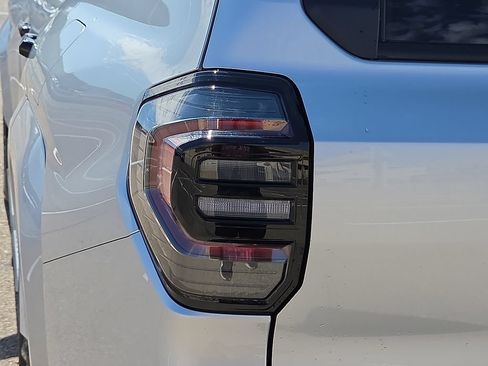 Used 2026 Toyota 4Runner Platinum AWD/4WD image 12