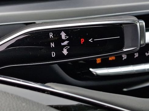 Used 2026 Cadillac Lyriq Sport RWD image 21