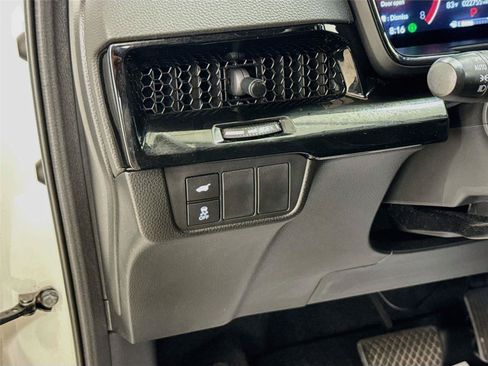 Used 2024 Honda CR-V EX-L image 10