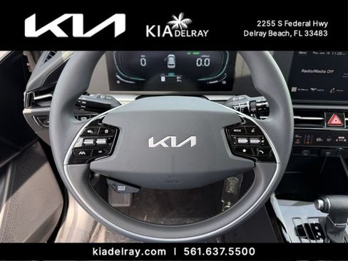 New 2026 Kia Niro LX FWD image 28