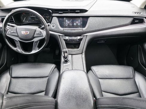 Used 2018 Cadillac XT5 Luxury w/ Driver Awareness Package AWD/4WD image 22