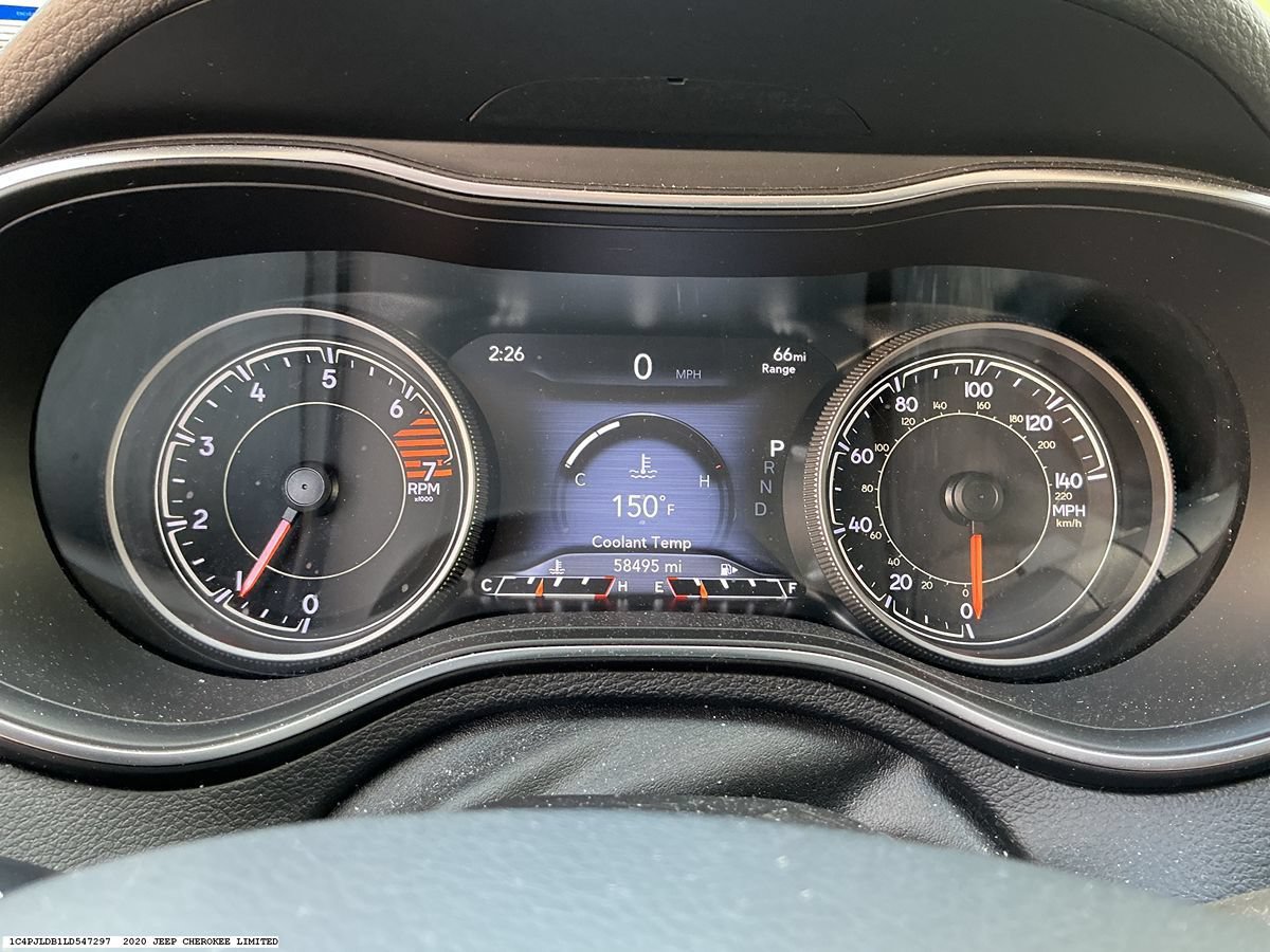 Used 2020 Jeep Cherokee Limited w/ Technology Group FWD image 13