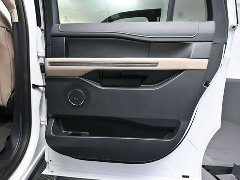 Used 2024 Ford Expedition Max XLT image 47