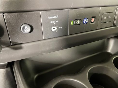 New 2025 Chevrolet Express 2500 w/ Driver Convenience Package image 31