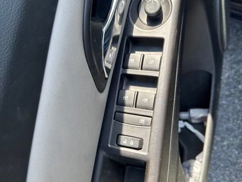 Used 2016 Chevrolet Cruze LS FWD image 22