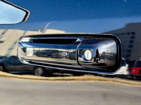 Used 2021 RAM 1500 Classic Warlock w/ Electronics Group image 10