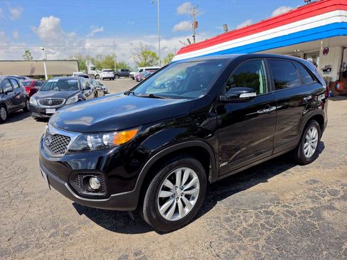 Used 2011 Kia Sorento EX AWD/4WD image 2