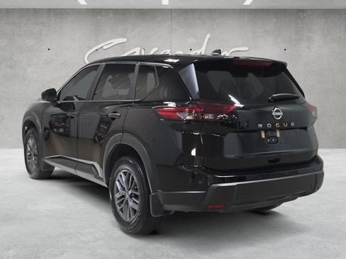 Used 2025 Nissan Rogue S FWD image 14