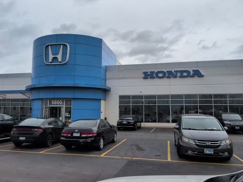 Used 2025 Jeep Compass Trailhawk image 15