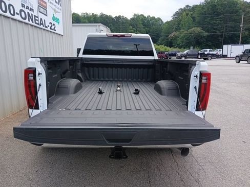 Used 2026 GMC Sierra 3500 Pro AWD/4WD image 8