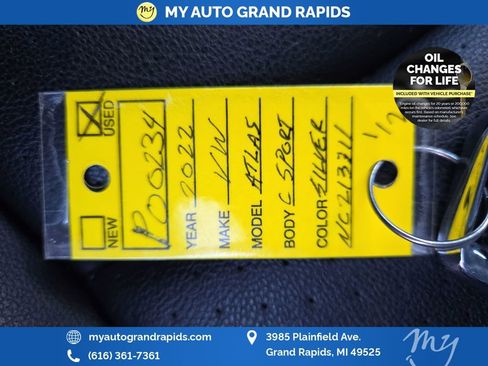 Used 2022 Volkswagen Atlas Cross Sport SE image 36