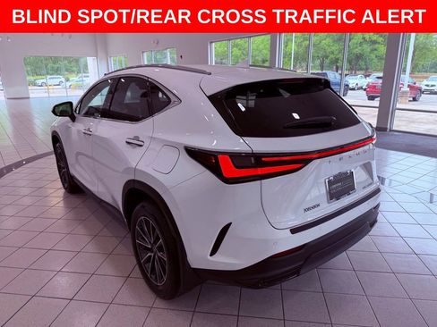 Used 2026 Lexus NX 350h FWD w/ Accessory Package (Z2) image 6