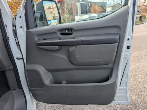 Used 2018 Nissan NV 2500 SV w/ Navigation Package image 22