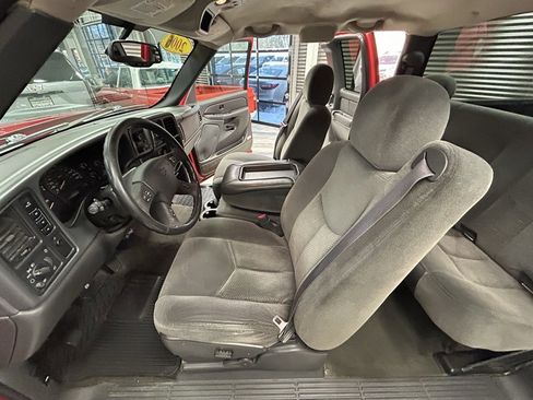 Used 2005 Chevrolet Silverado 2500 LS image 49