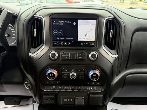 Used 2022 GMC Sierra 2500 AT4 w/ AT4 Preferred Package AWD/4WD image 12