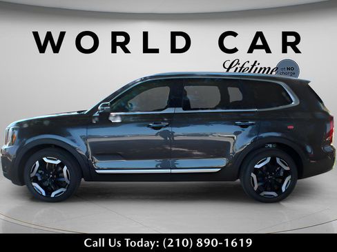 New 2025 Kia Telluride S image 4