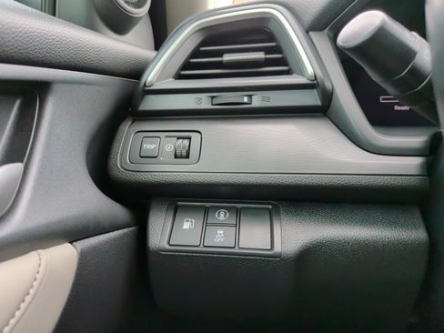 Used 2022 Honda Insight Touring image 26
