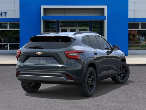 New 2026 Chevrolet Trax LT w/ Driver Confidence Package image 28