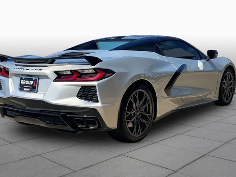 Used 2024 Chevrolet Corvette Stingray Preferred Conv w/ Z51 Performance Package RWD image 12