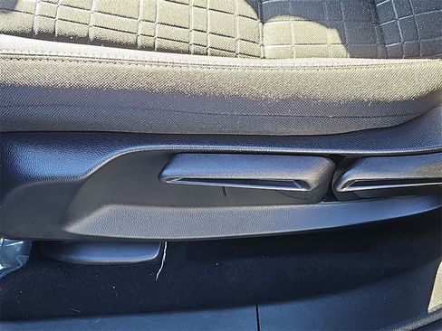 Certified 2024 Honda HR-V Sport image 17