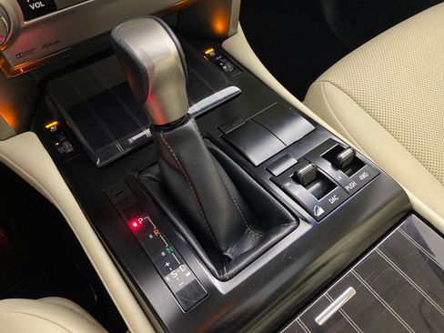 Used 2020 Lexus GX 460 Premium image 19