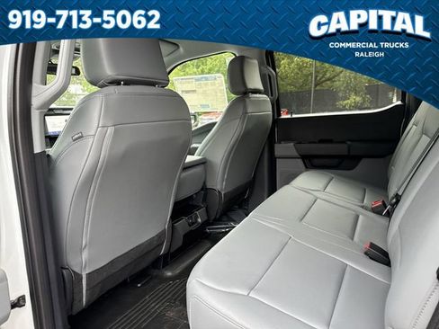 New 2025 Ford F550 4x4 Crew Cab image 17