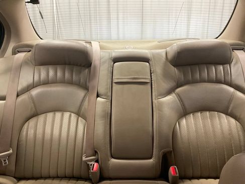 Used 2001 Pontiac Bonneville SLE FWD image 29