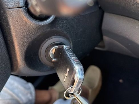 Used 2023 Kia Forte LXS image 30