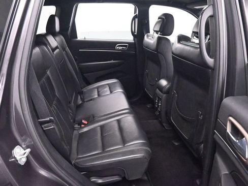 Used 2016 Jeep Grand Cherokee Limited image 18