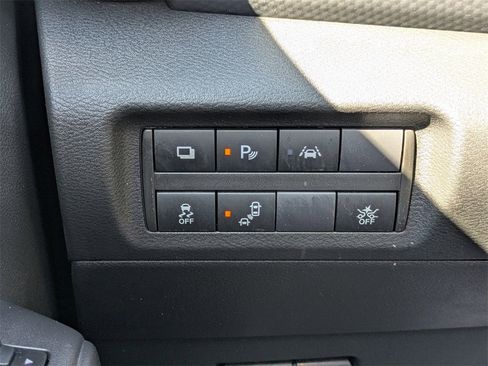 Used 2023 Nissan Kicks S image 24