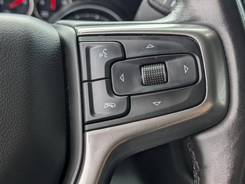Used 2021 Chevrolet Silverado 1500 LT AWD/4WD image 27
