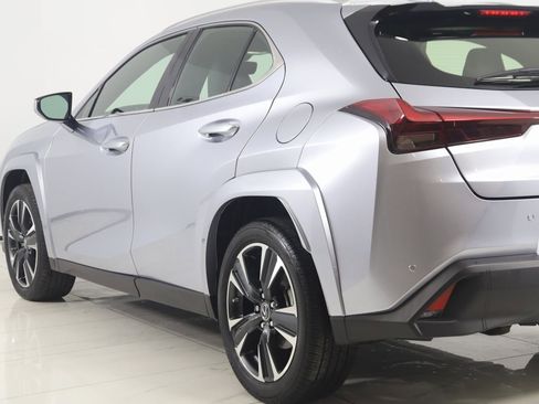 Used 2023 Lexus UX 250h AWD w/ Accessory Package (Z2) image 22